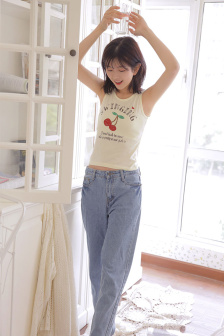 翁公与小莹